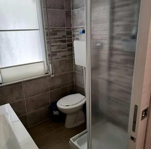 アパート Poseidone アラッシオ